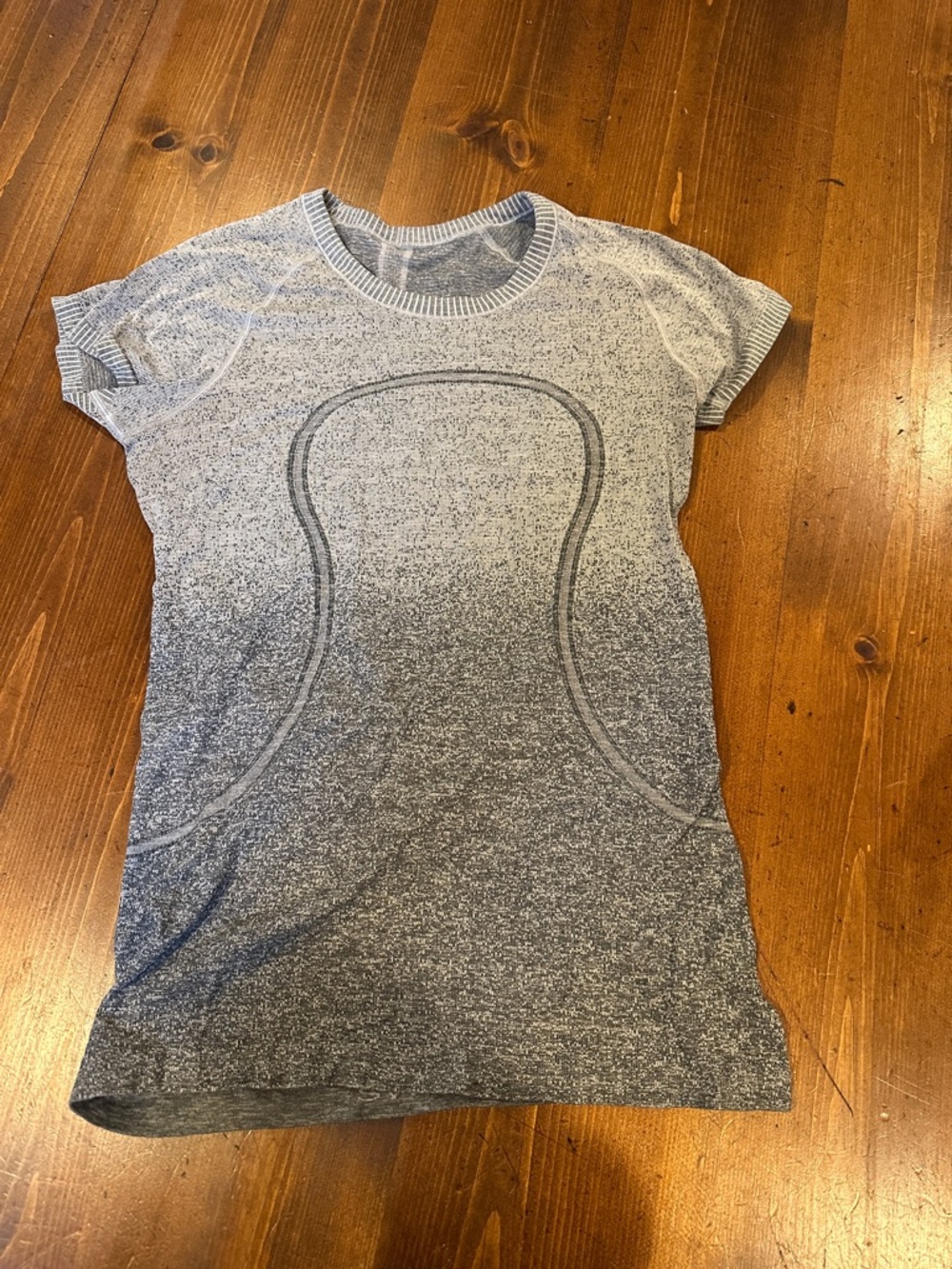 Lululemon short sleeve